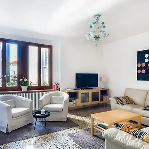 Acquarello - Like At In Heart Of Appartamento